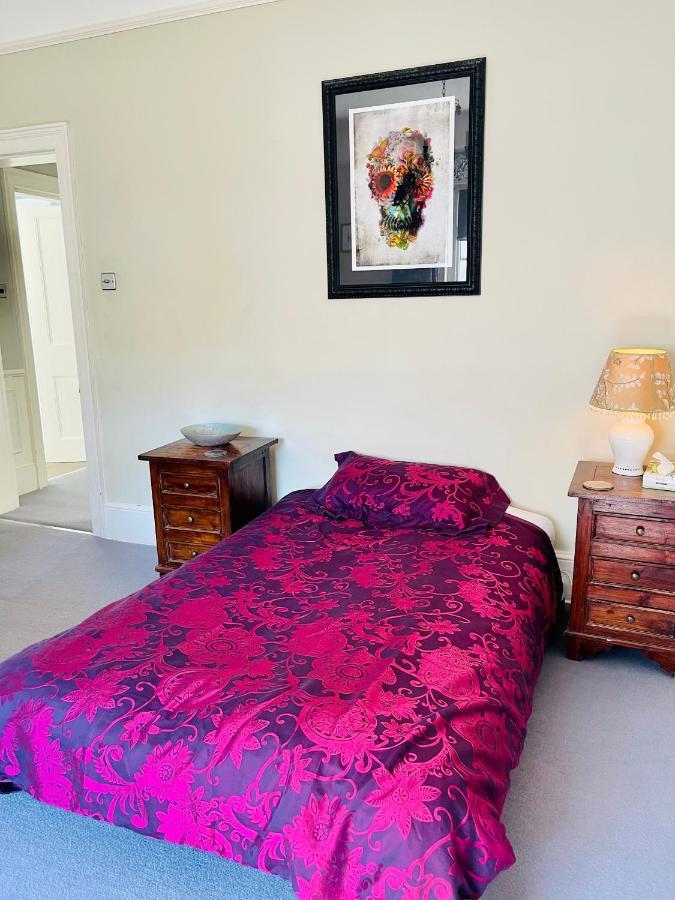 Beautiful Private 2 Bedroom Suite In Mansion Home With Free Parking Brighton Exterior foto